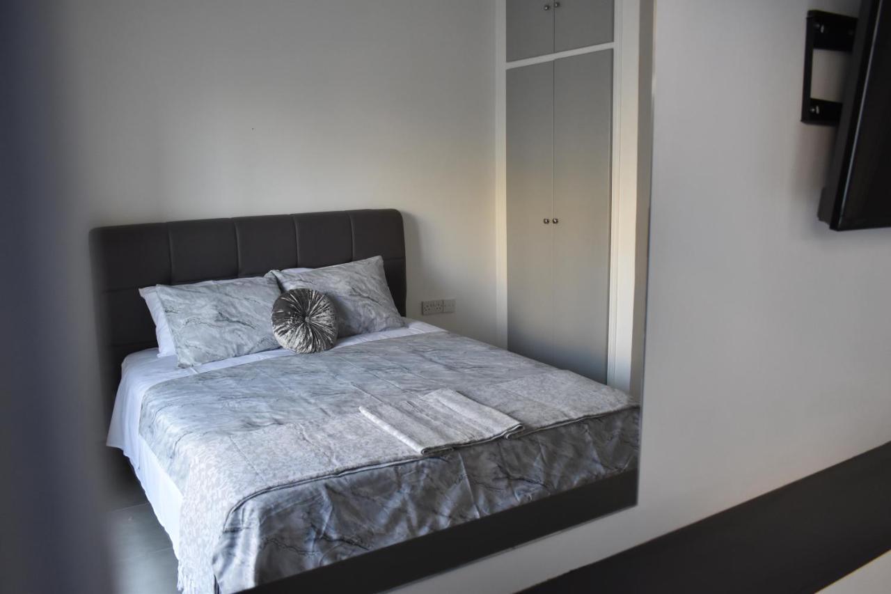 Marias Apartment - In City Centre,Near Beach Larnaca Zewnętrze zdjęcie