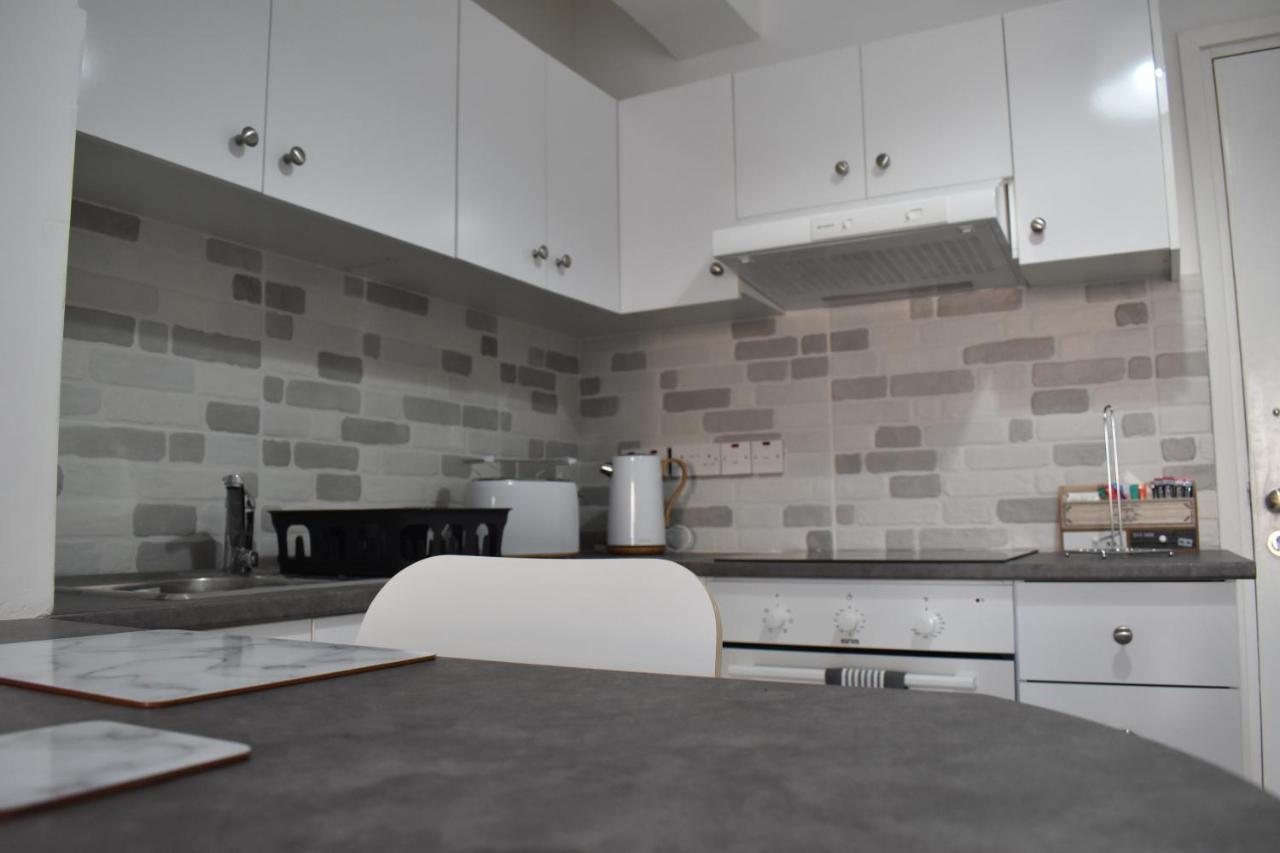 Marias Apartment - In City Centre,Near Beach Larnaca Zewnętrze zdjęcie